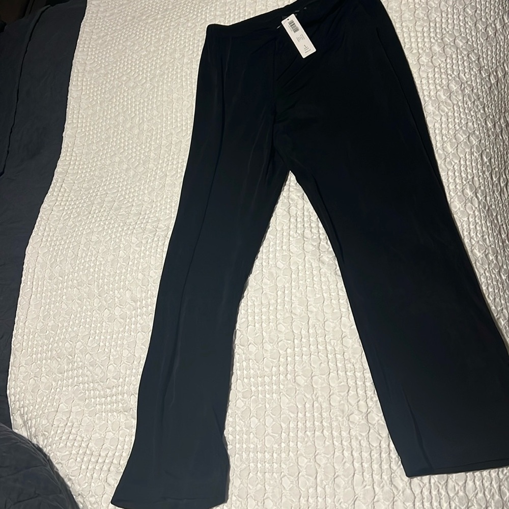 Chicos size 1 travelers pants